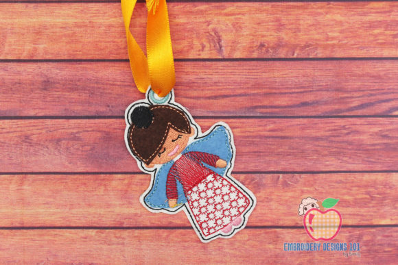 Review: Christmas Angel Doll ITH Ornament Design